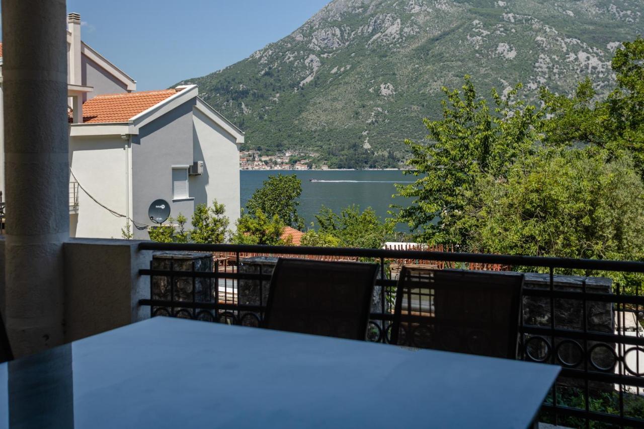 Ana Apartment Kotor Buitenkant foto