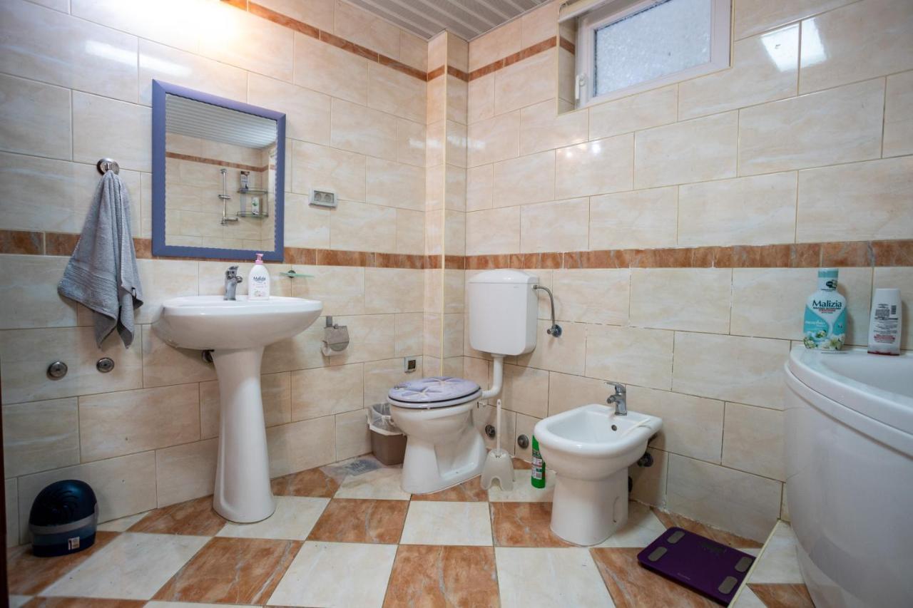 Ana Apartment Kotor Buitenkant foto