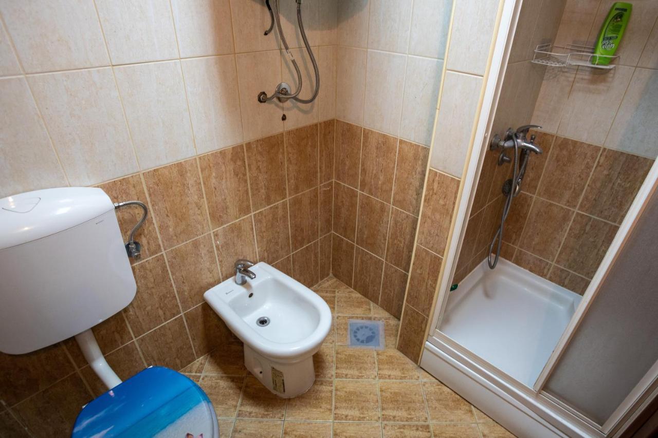 Ana Apartment Kotor Buitenkant foto